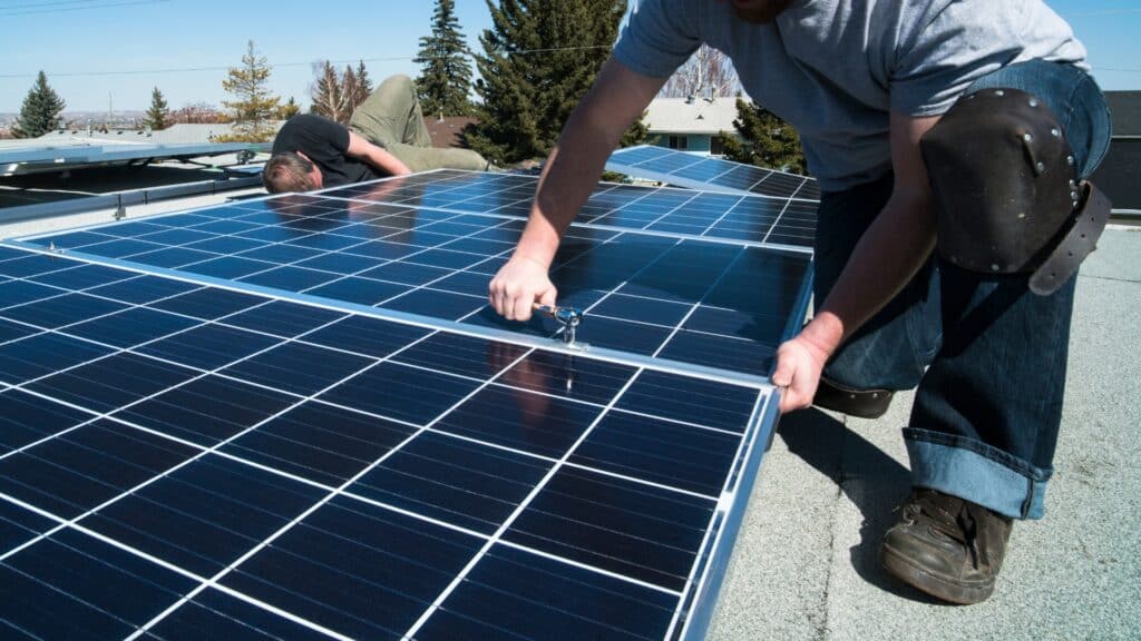 Solar Installers Pros in Michigan